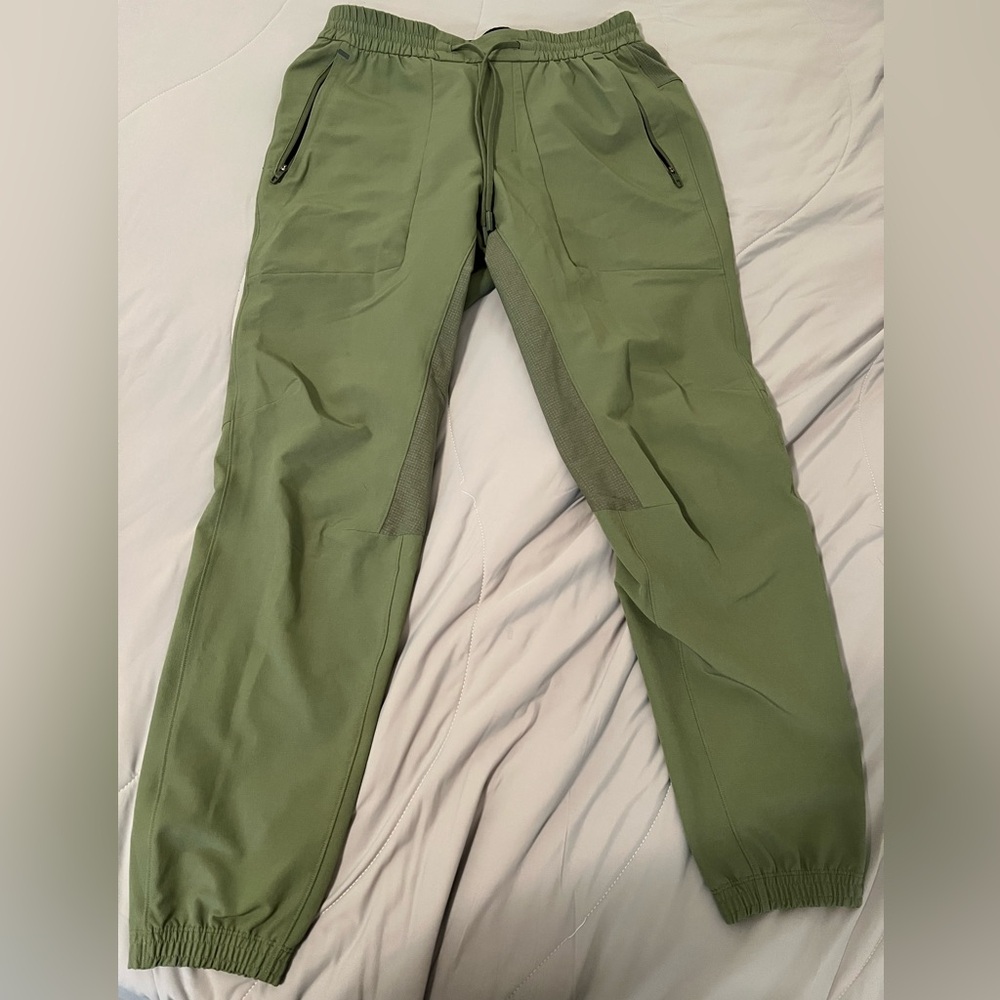 Lululemon License to Train Jogger